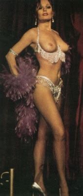 Actress And Ex Vegas Showgirl Valerie Perrine Pa Tumbex