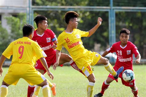 Lich thi dau bong da hom nay. Lịch thi đấu bóng đá hôm nay 12/12: U21 Việt Nam ra quân