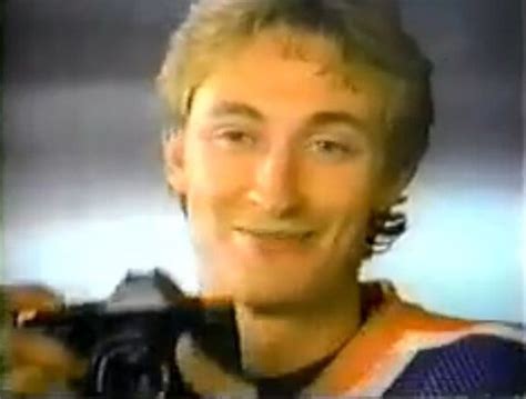 The Great One Wayne Gretzky In A Canon T 70 Commercial Wayne