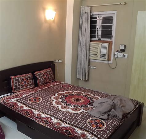 If you are going to hire an interior designer for your home, then there two types of costs you need to consider, and we shall discuss both types in detail below Do you find a #hostel for #male in #Ahmedabad? Ping On ...