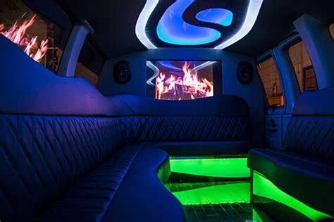 Limo Service Toledo Ohio 1 Limousine And Party Bus Company In Oh
