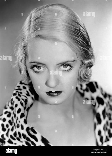 Bette Davis Actress 1934 Stock Photo Alamy