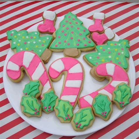 Our comprehensive how to make christmas cookies article breaks down all the steps to help you make perfect christmas cookies. 20 easy and creative christmas crafts ideas for adults and children