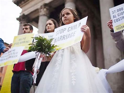 برطانیہ میں کم عمری کی شادی پر پابندی لگا دی گئی Taasir Urdu Daily