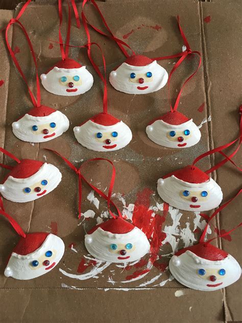 Beach christmas decorations nzb finder. Clam shell santas | Diy xmas ornaments, Christmas crafts ...