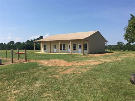 A primitive archery class, to make a bow. GALLERIES - Archery Buildings North