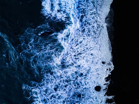 Download Black And Blue Ocean Waves Wallpaper