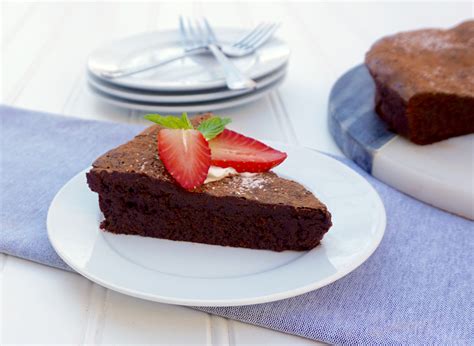 Flourless Chocolate Cake Is A Dense Fudge Like Dessert
