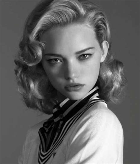 It's a hairstyle that exudes old hollywood glamour and carey grant was one of the most popular leading movie men of the 1940's and starred alongside many gorgeous starlets of the era. Estilos para cabello largo y rizado » Largo Peinados