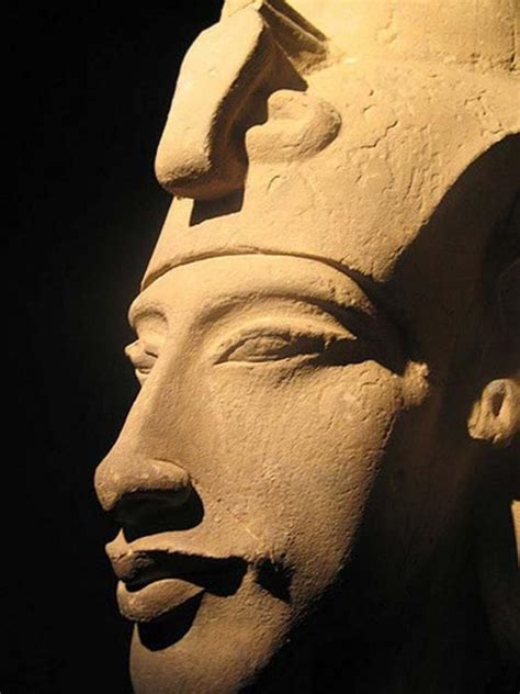 Aquenáton (akhenaton), seu nome possui diferentes possíveis significados tais eles eram: Was the heretic Pharaoh Akhenaton in fact the father of ...