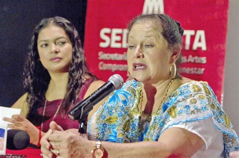 Angélica espinoza stransky 1 (ciudad de méxico, 11 de julio de 1953), es una actriz de cine, teatro y televisión mexicana.hija del compositor mexicano josé ángel espinoza ferrusquilla. Se lanza Angélica Aragón contra el tema "Matalas" de ...