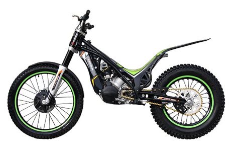Spanish manufacturer introduced a new trial bike ossa factory r300 in 2014, which has a range of features and upgrades aimed at improving the overall performance of the bike, which is crucial for. Trials Central - Ossa Launch 125cc Trials Bike