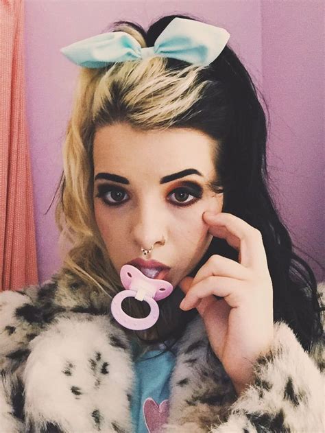 Melanie Martinez ♥ Melaniemartinez Love Lovely Littlebows Crybaby