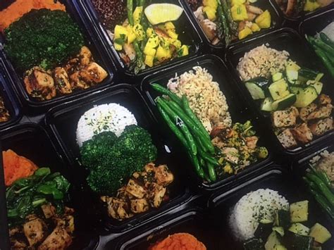 EATnaked LA Meal Prep Delivery And Restaurant For Healthy Eating Ventura Blvd