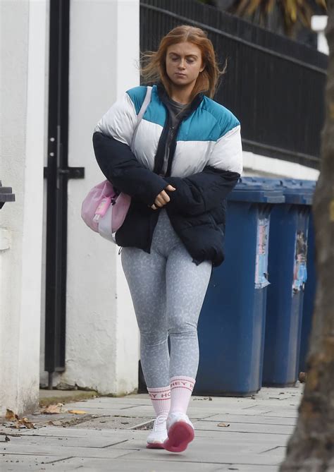 Maisie Smith Seen At Strictly Come Dancing Rehearsals In London 21