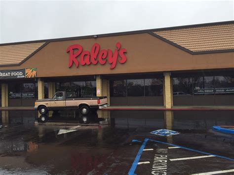 Raleys 18 Photos And 45 Reviews Grocery 3330 North Texas St