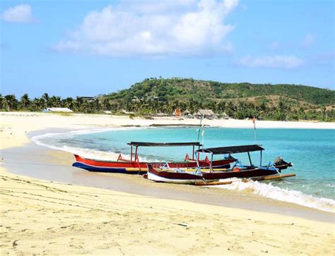 Kuta Lombok Find Out Why Indonesias Surfers Paradise