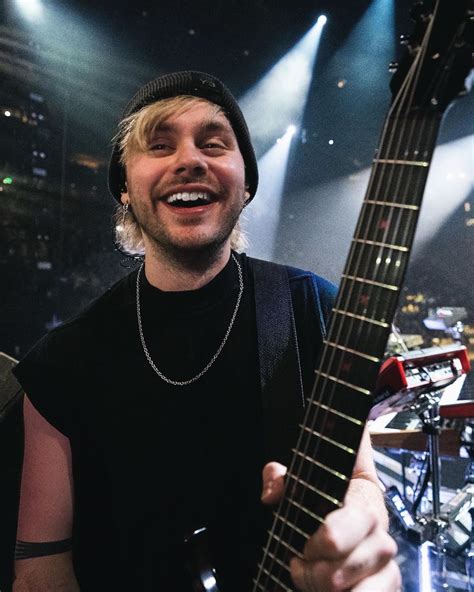 Find your family's origin in the united states, average life expectancy, most common occupation, and more. Michael Clifford (musician) - Wikipedia