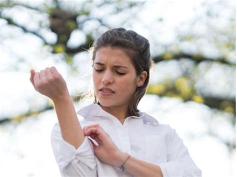 Prurito e rossore della pelle? Può essere psoriasi: i ...
