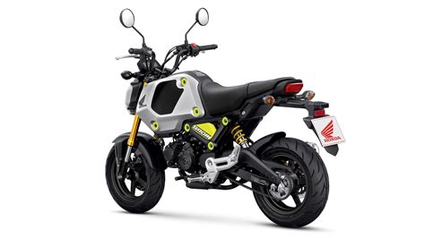 How did the honda msx 125 grom, the undersized motorcycle, become the favourite toy for more than 300.000 riders in the past five years? Paljastiko Honda jo Monkey 125:n tulevan uudistuksen?
