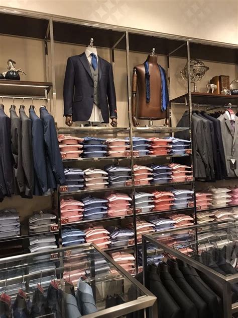Mens Wear Display Ideas Clothing Store Interior Clothing Store