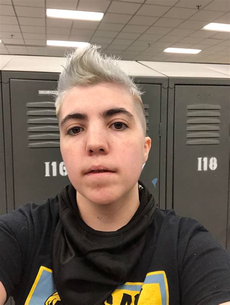 How Well Do I Pass How Old Do I Look Also I Know Its Not Saturday
