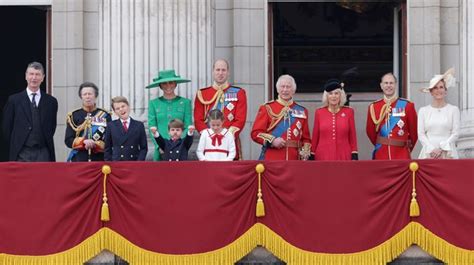 Who Appeared On The Balcony At Trooping The Colour And The Royals Who Were Snubbed Mirror Online