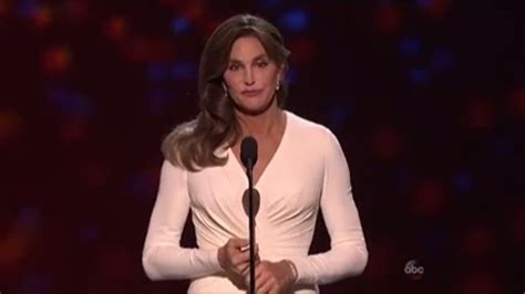 Caitlyn Jenner Preaches Acceptance In Arthur Ashe Courage Award Speech