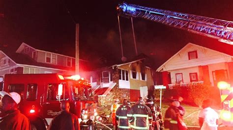 Birmingham Fire Crews Battling House Fire 1 Fatality Reported Wbma