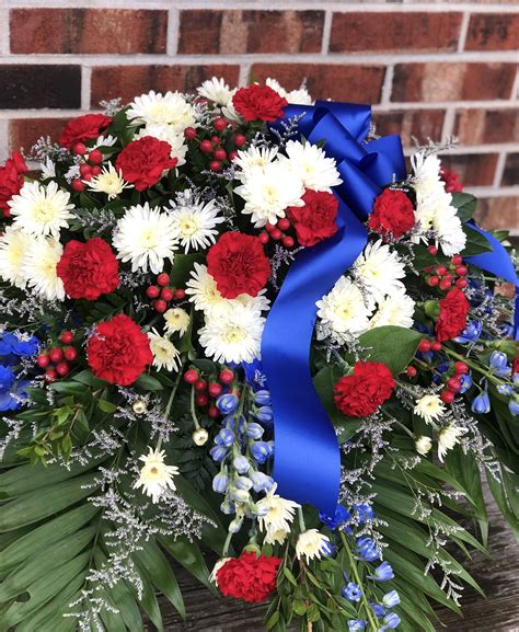 Jul 20, 2021 · how to plan a graveside service what's the difference between a funeral service and a graveside service? This red, white, and blue casket spray was for one of our ...
