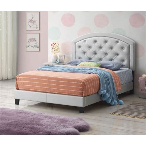 Gaby Upholstered Platform Bed Silver Crown Mark Furniture Furniture