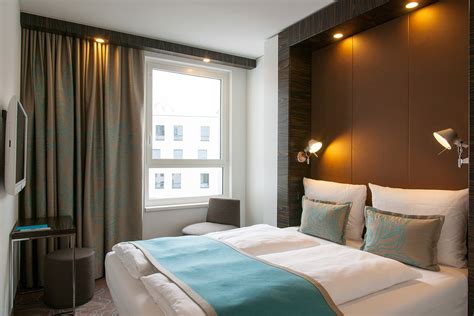 Wenn schließlich eine passende wohnung zur miete gefunden und. Hotel Brüssel Motel One | Design hotel, Motel one, Hotels