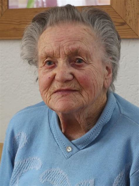 Papan terbaik milik fransiska sohat. Franziska Doblinger ist die älteste St. Romingerin - Schärding