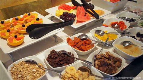 Five Pro Travel Tips For Healthy Eating At The Hotel Breakfast Buffet