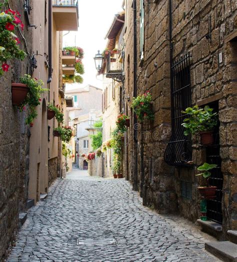 A Medieval Italian Street In Orvieto Stock Photo Image Of Building