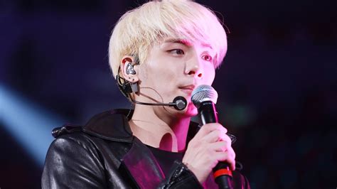 K Pop Star Jonghyun Lead Singer Of South Korean Pop Band Shinee Dies