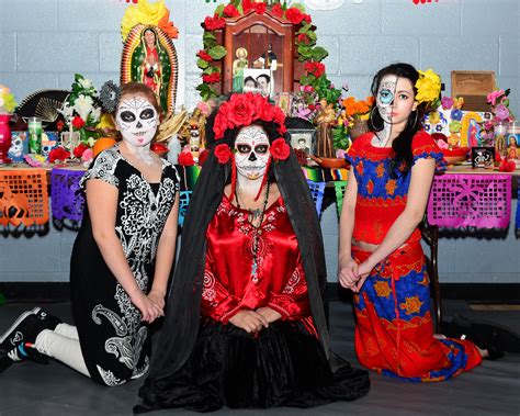 Day Of The Dead Costumes For Dia De Los Muertos Celebrations