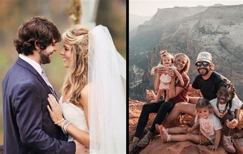 Thomas Rhett And Wife Lauren Ring In Th Wedding Anniversary