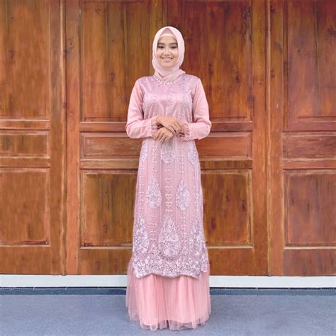 Baju Warna Gold Cocok Dengan Warna Apa 4 Gaun Kebaya Hijab Mewah