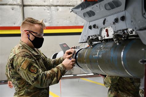 Dvids Images Airmen Compete In Annual Weapons Loading Competition