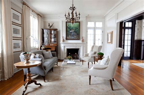 35 Lovely Traditional Chic Living Room Findzhome