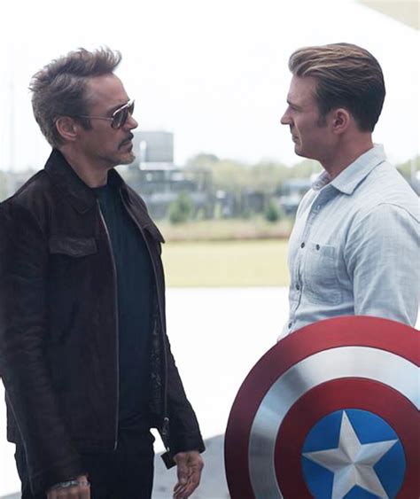 Tony Stark And Steve Rogers In Avengers Endgame Marvel Superheroes