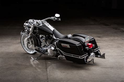 2009 Harley Davidson Road King Flhr Custom Cholo Style Build Just