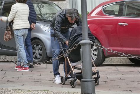 Filippo Inzaghi tenero papà con il piccolo Edoardo