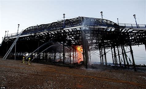 Experts Start Dismantling Fire Damaged Eastbourne Pier S