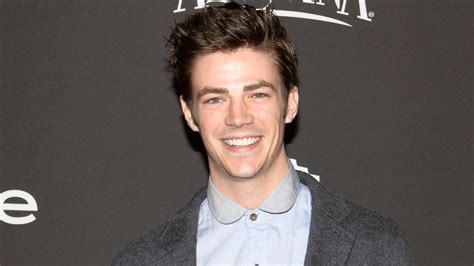 The Flash Star Grant Gustin Signs With Wme Hollywood