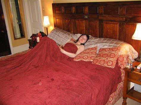 Finding the best mattress can be an overwhelming process. Biggest bed in the world! | Flickr - Photo Sharing!
