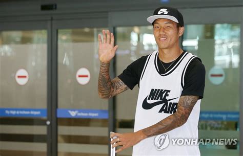 타키님 여자버전 꼬리만 보면 딱 생각나는게 구미호 타키. 석현준 "대표팀에 대한 그리움 있었다" | 연합뉴스