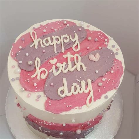 Aesthetic Minimalistic Birthday Cake💞 Pasteles Deliciosos Tortas