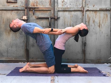 38 Couples Yoga Poses For Mind Body Laughter And Partnership
